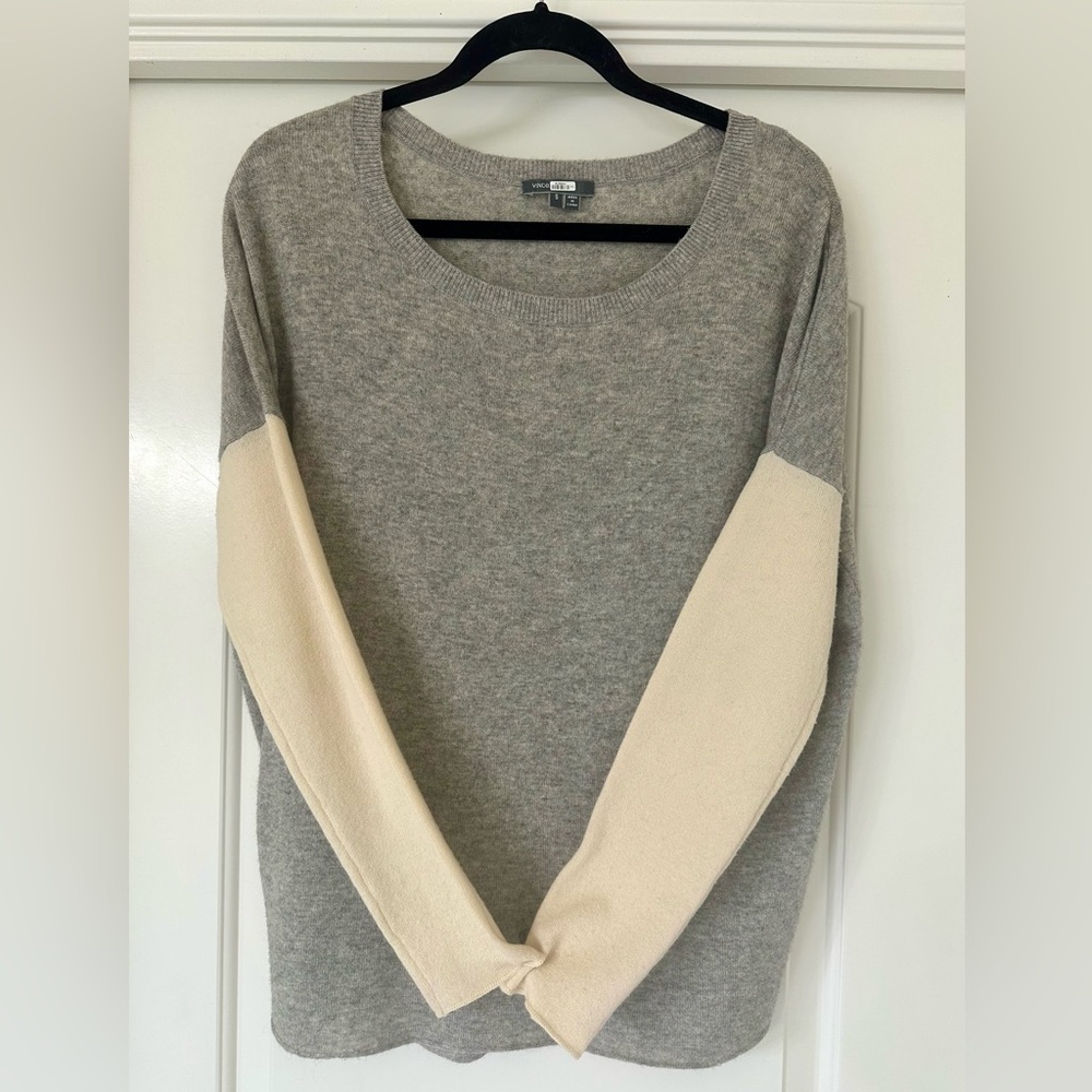 Vince Gray and Cream Crew Neck Sweater with Color Block Sleeves